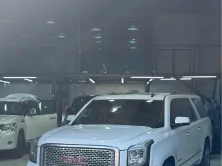 2015 GMC Yukon in Ajman used car