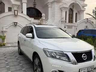2016 Nissan Pathfinder in Ajman used car