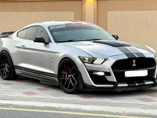 2015 Ford Mustang in Ajman used car