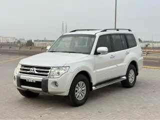 2010 Mitsubishi Pajero in Ajman used car