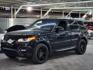 2016 Land Rover Range Rover Sport in Ajman used car