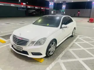2013 Mercedes-Benz E-Class in Ajman used car