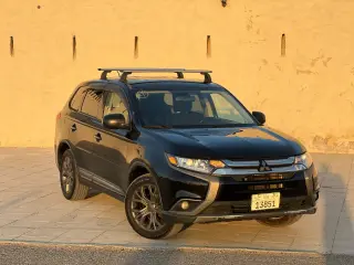 2016 Mitsubishi Outlander in Ajman used car