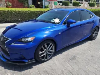 2016 Lexus IS in Ajman used car