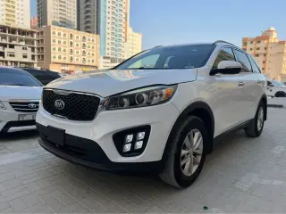 2017 Kia Sorento in Ajman used car