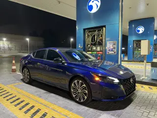 2020 Nissan Altima in Ajman used car