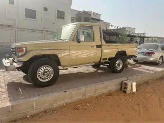 2002 Toyota Land Cruiser Pickup in Ajman used car