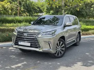 2019 Lexus LX 570 in Ajman used car