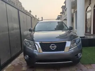 2015 Nissan Pathfinder in Ajman used car