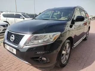 2013 Nissan Pathfinder in Ajman used car