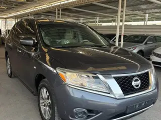 2014 Nissan Pathfinder in Ajman used car