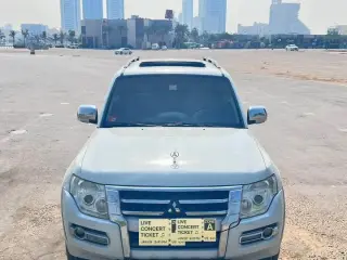 2015 Mitsubishi Pajero in Ajman used car