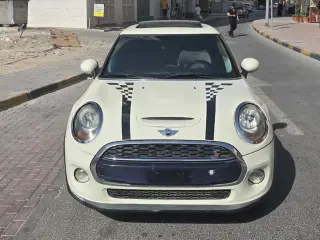 2014 Mini Cooper in Ajman used car