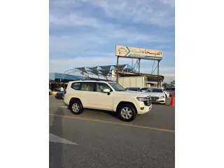2025 Toyota Land Cruiser in Ajman used car