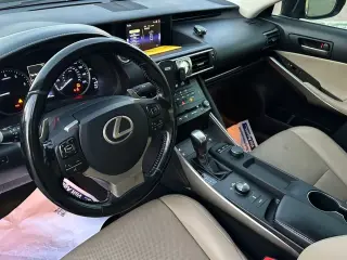 2017 Lexus IS 200 in Ajman used car