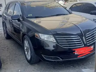 2019 Lincoln MKT in Ajman used car