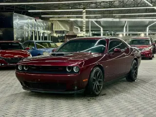 2018 Dodge Challenger in Ajman used car
