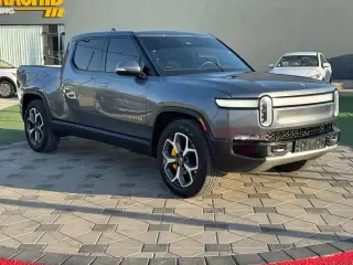 2023 Rivian Rt1 in Ajman used car